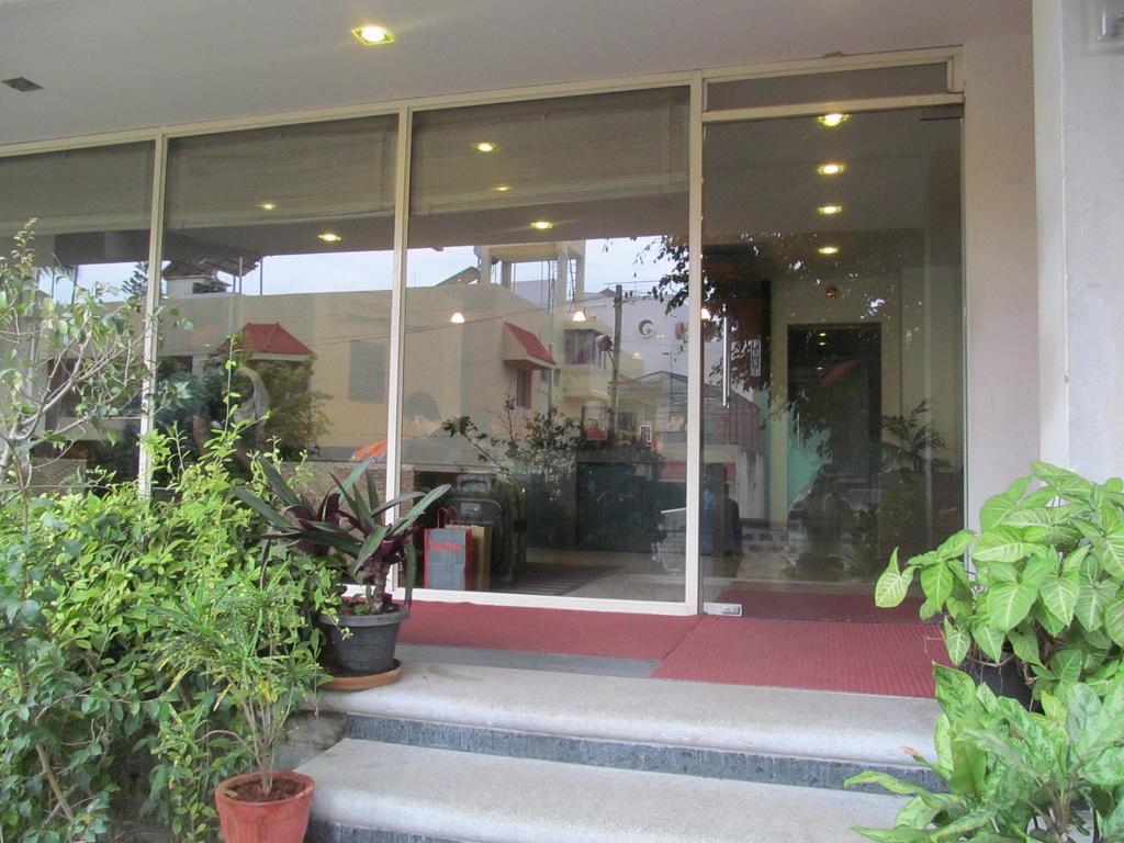 Shilton Residence Bangalore Esterno foto