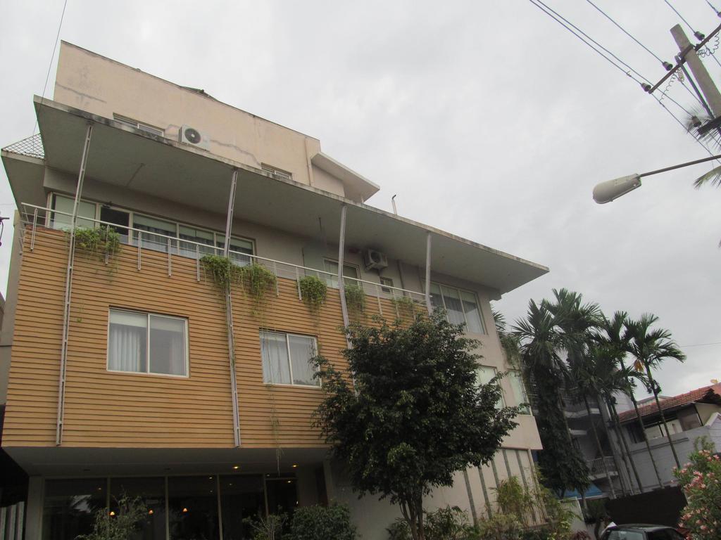 Shilton Residence Bangalore Esterno foto