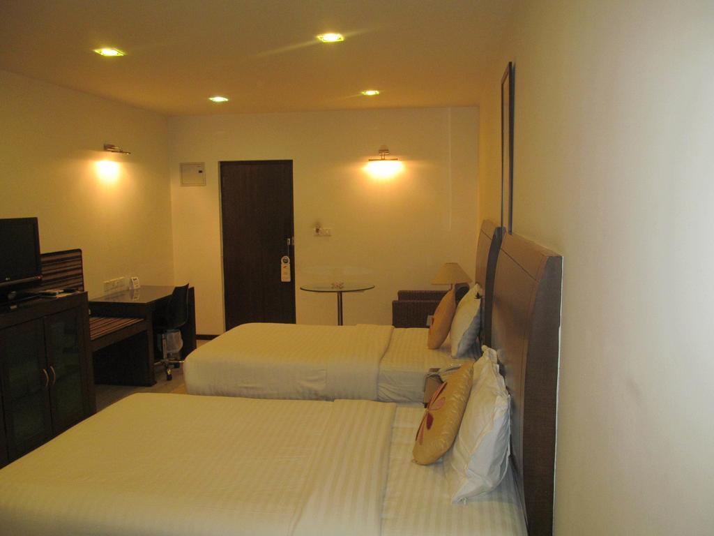 Shilton Residence Bangalore Esterno foto