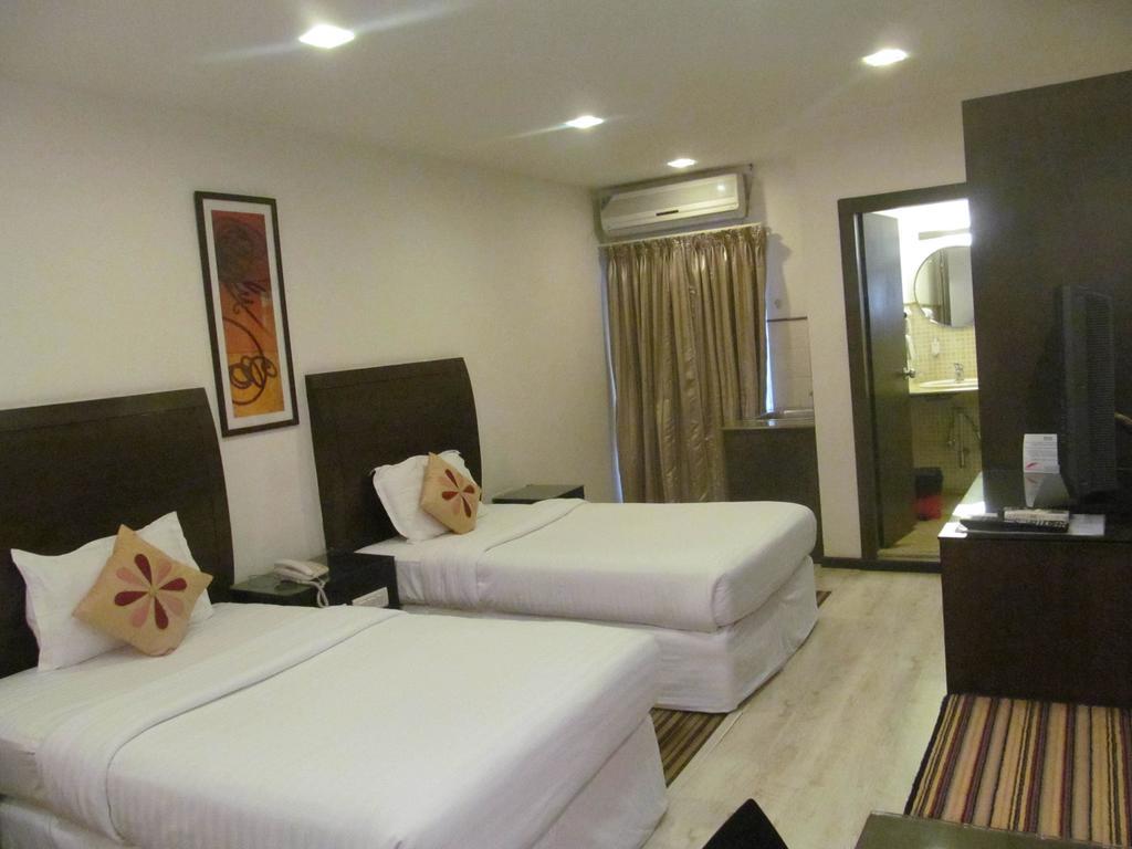 Shilton Residence Bangalore Esterno foto