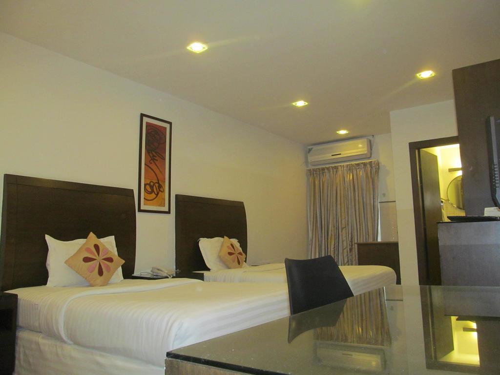 Shilton Residence Bangalore Esterno foto