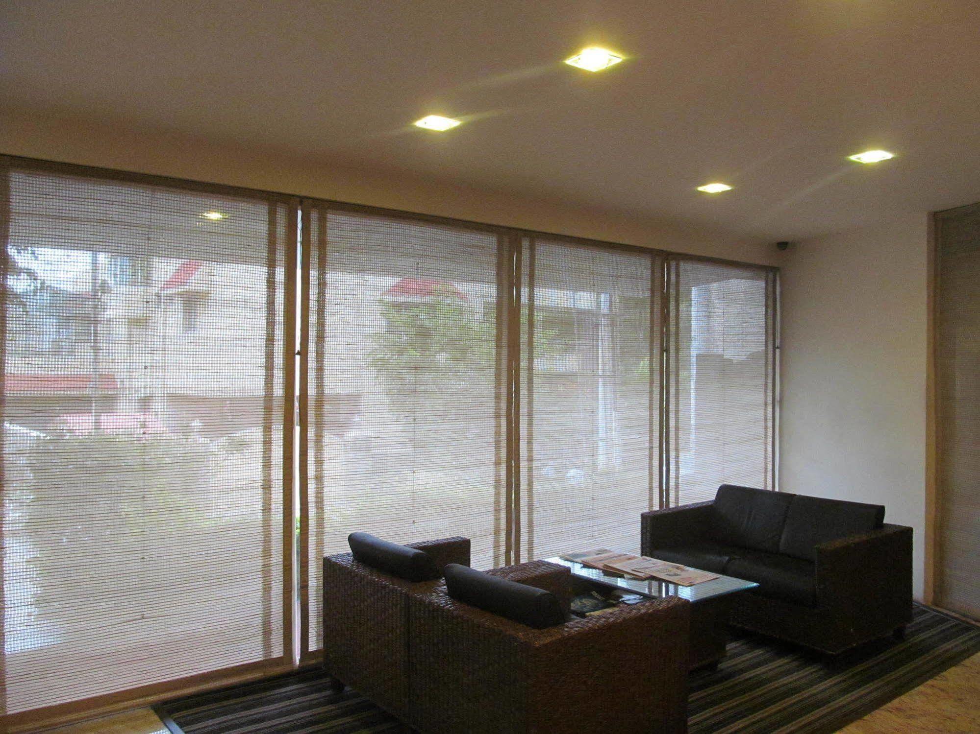 Shilton Residence Bangalore Esterno foto